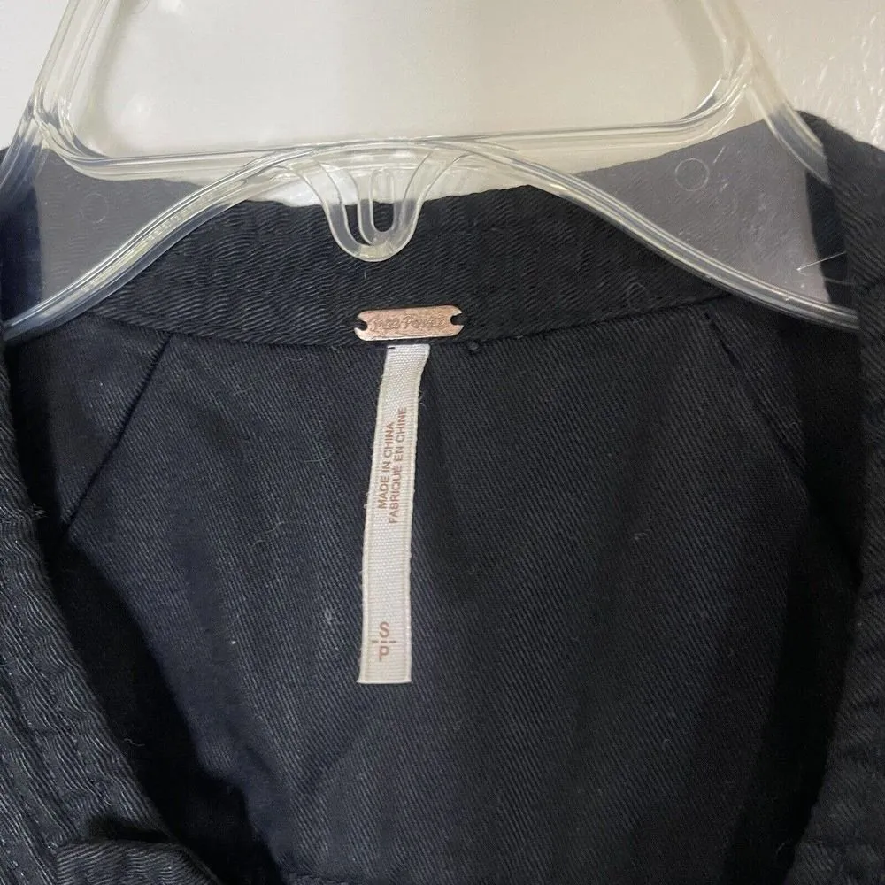 FREE PEOPLE black sleeveless belted trench wrap dress size Small - Image 3