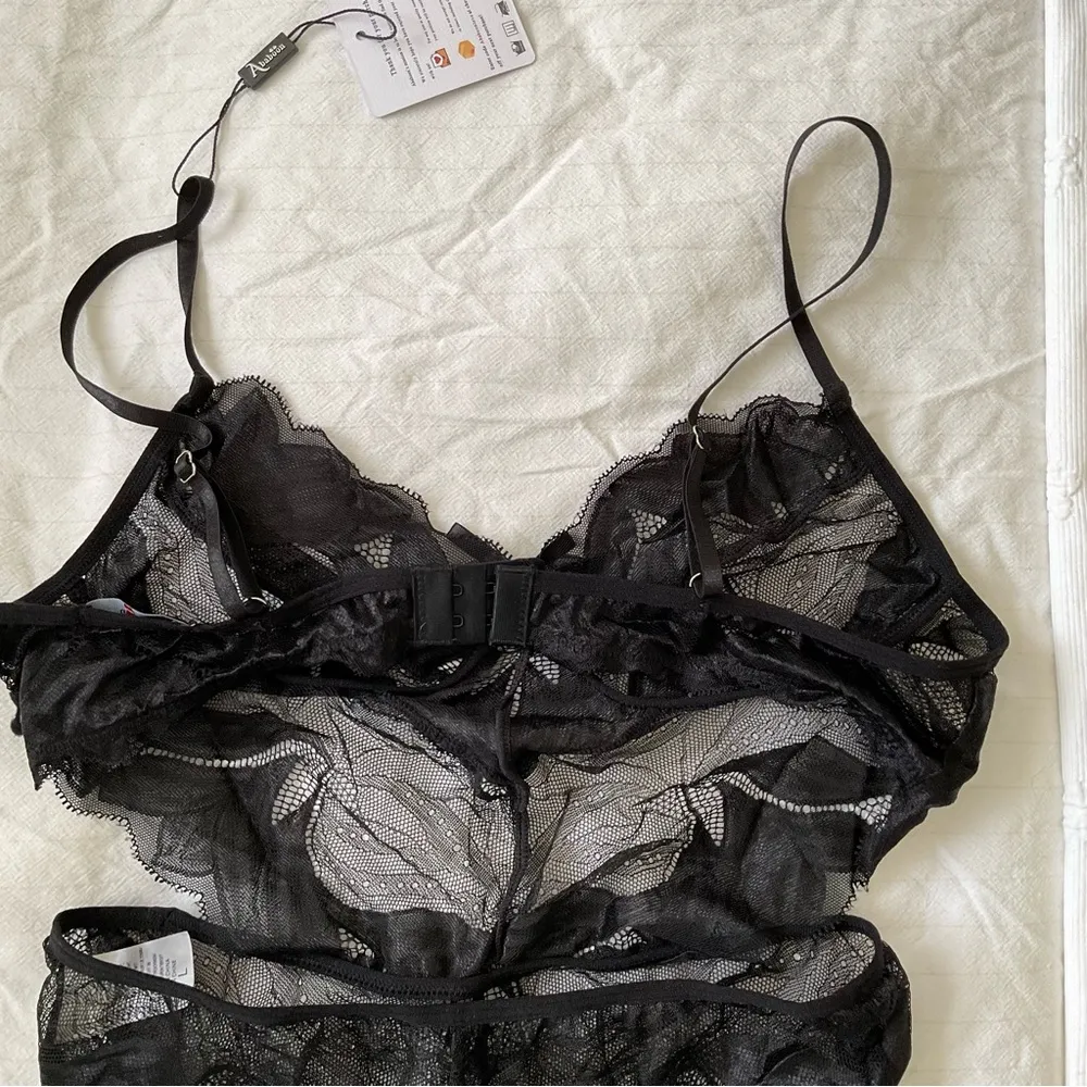 Floral Lace Lingerie Scalloped Trim Bodysuit Sheer Mesh Boudoir Cut Out VNeck Black Size L - Image 7