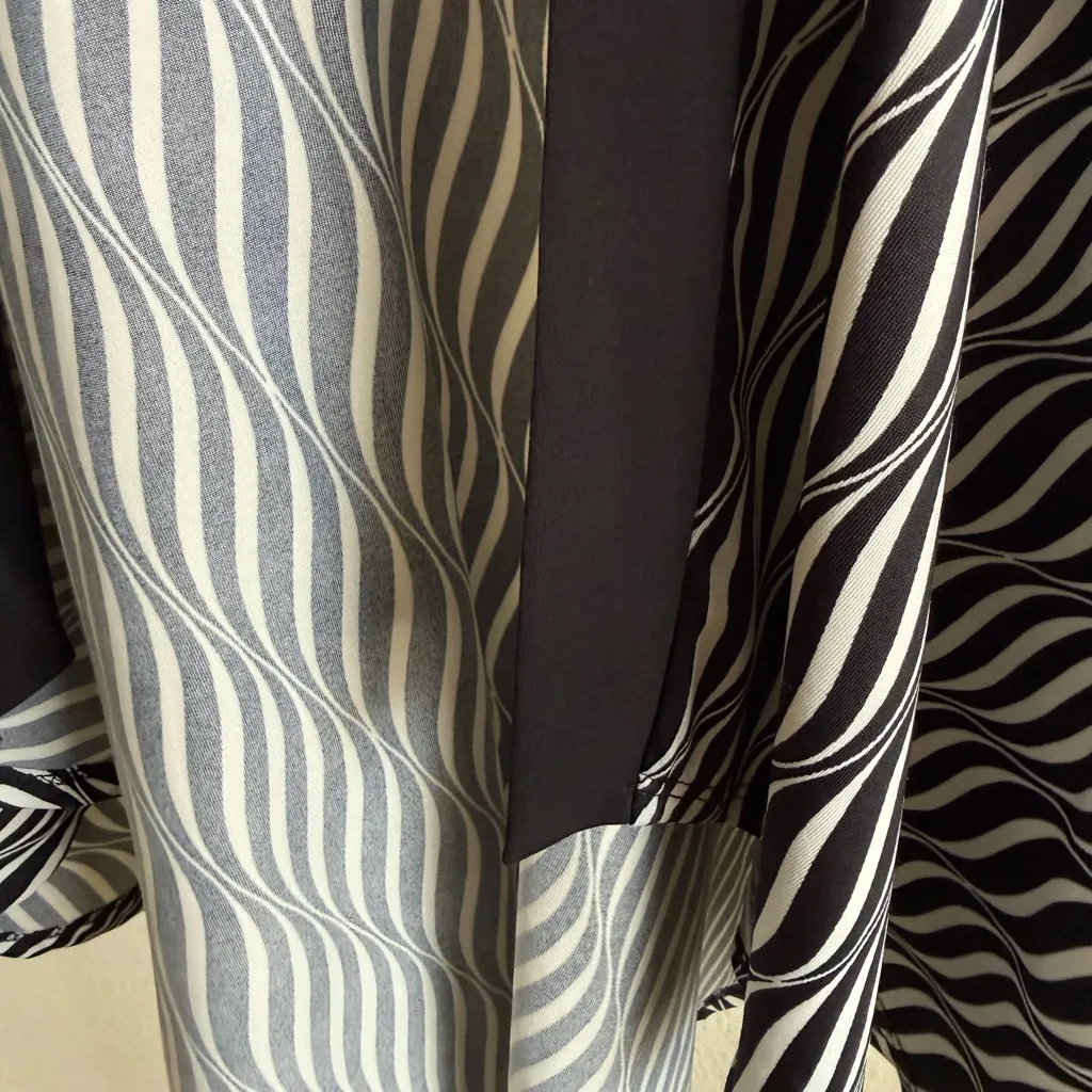 Avenue Plus Size Women’s Striped Cardigan 18/20 Black White Open Front Jacket 1X - Image 6