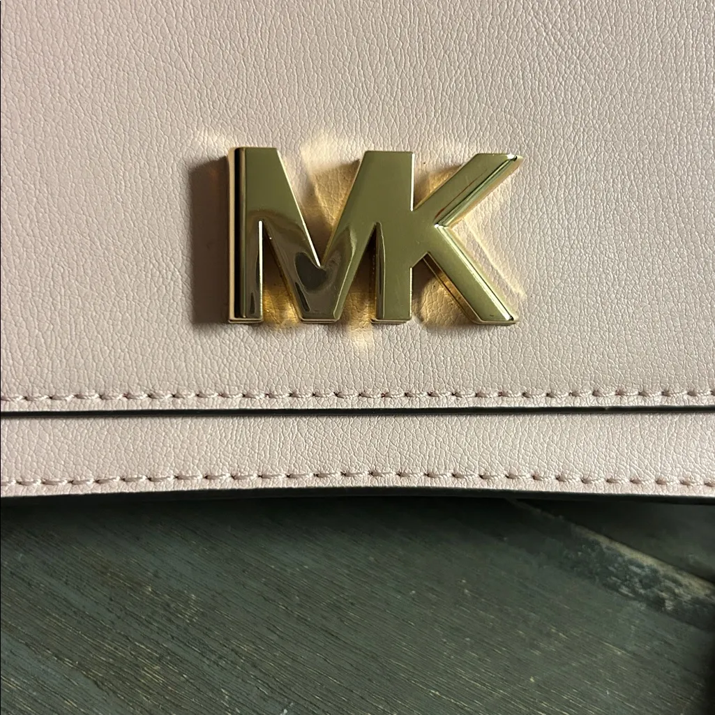 Michael Michael Kors Mott Chain Swag Shoulder Bag - 2 Shades of pink gold chain - Image 2