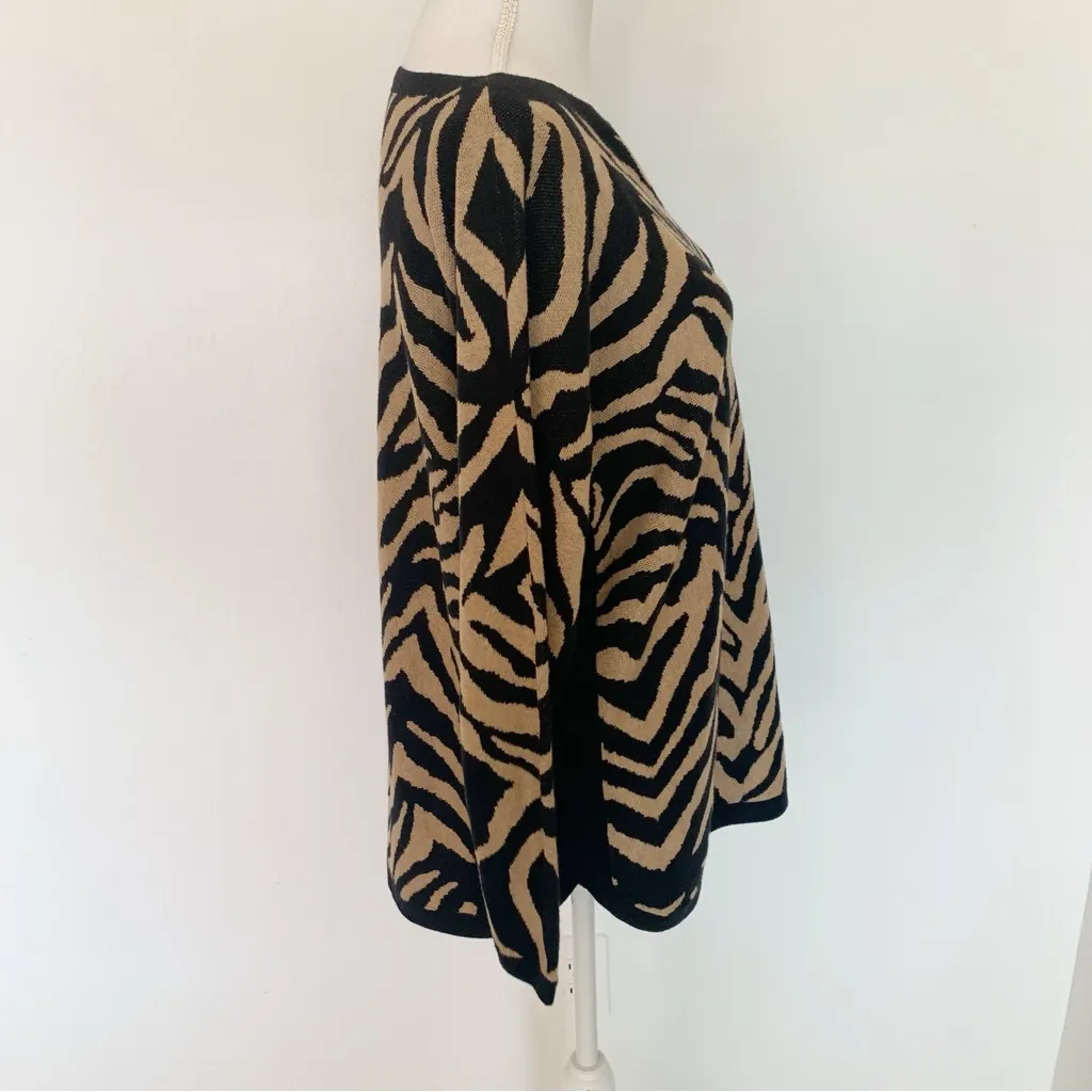 EUC CAbi Dani Zebra Print Black Brown Tunic Sweater Style 3884 Size S - Image 12