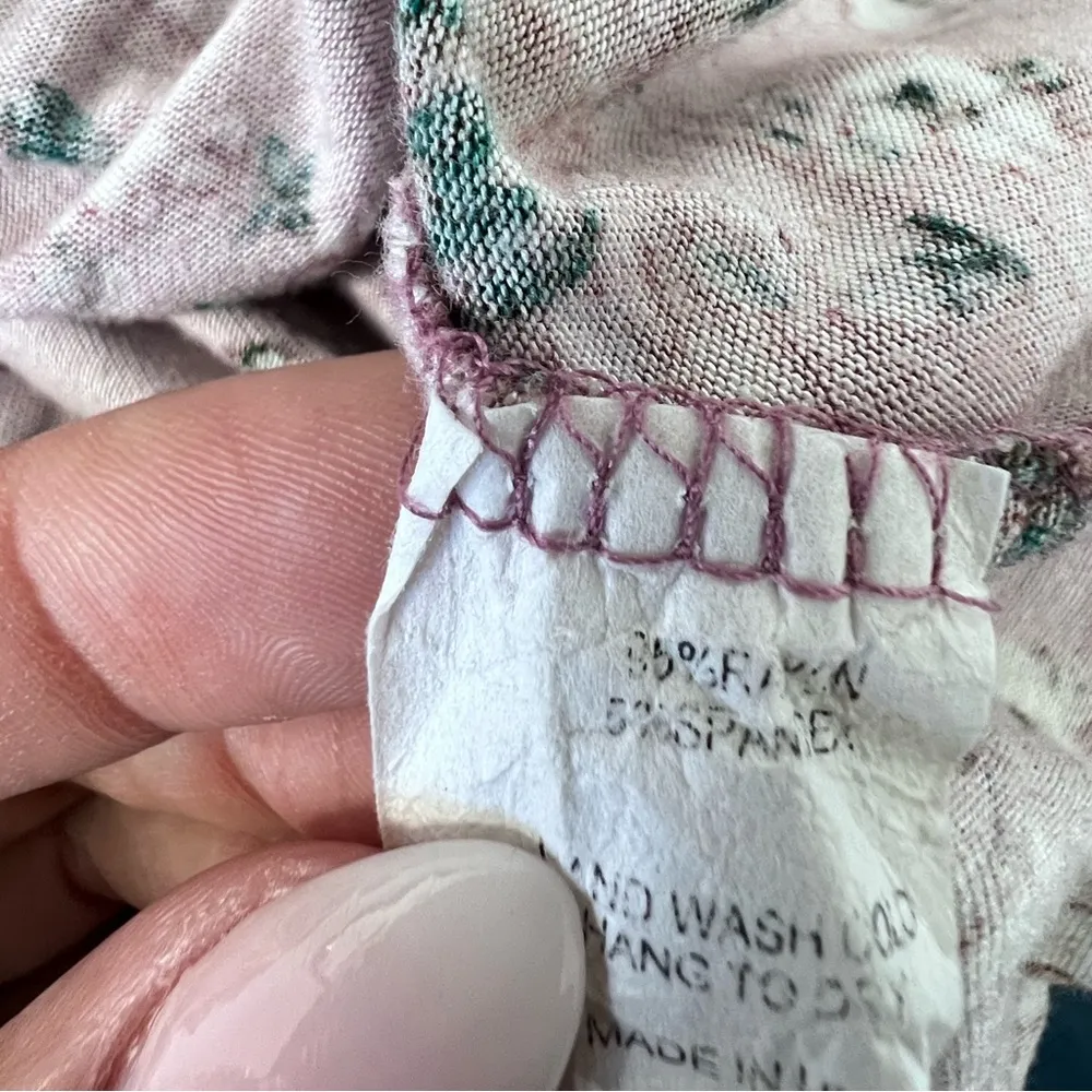 Floral Pink V-Neck Top long sleeve size Xl long sleeve - Image 8