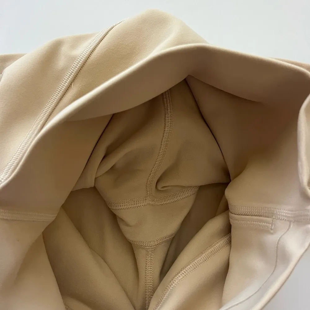 lululemon athletica Align High-Rise Short 6” in Prosecco -Size 4 - Image 6