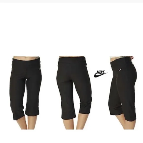 Nike Wide Leg Black Capri. Size Small. - Image 2
