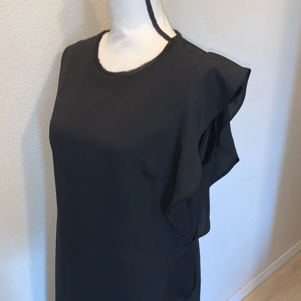 Simply Vera Vera Wang black side ruffle sleeveless midi dress - Image 4