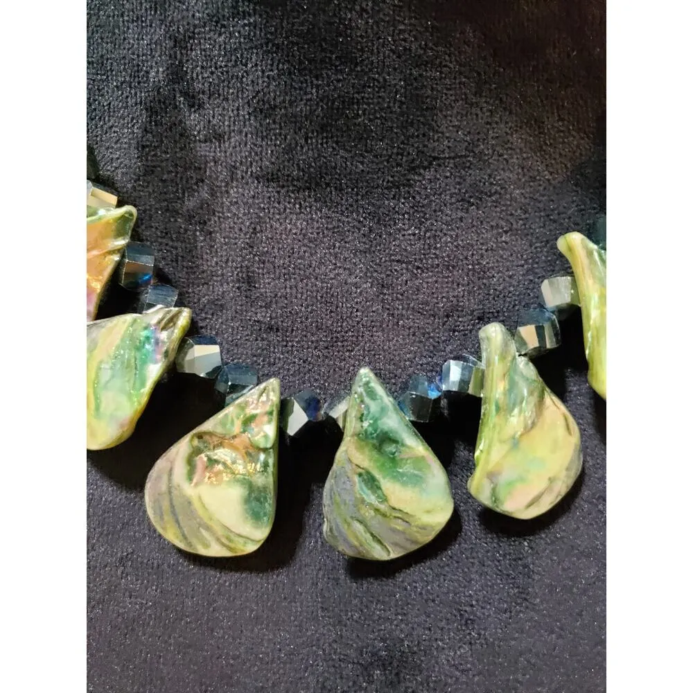 Womens Fashion Natural Irregular Moss Agate Stones Necklace with Toggle Clasp Green - Image 3