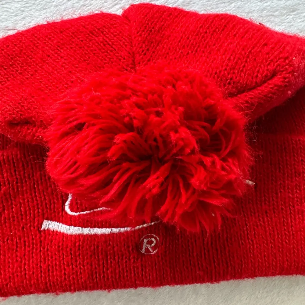 Coca Cola “Enjoy Coca Cola” Vintage Embroidered Pom Pom Winter Beanie Red/White - Image 8
