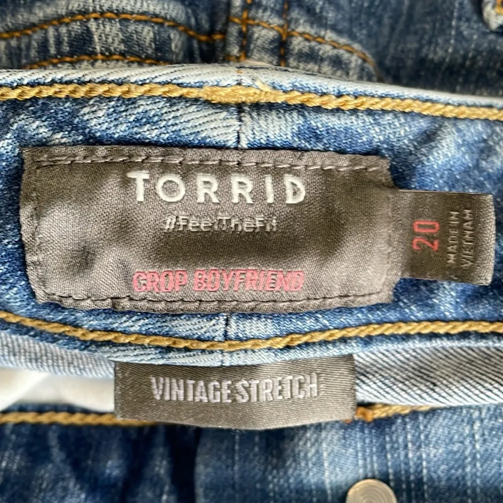 Torrid Vintage Stretch Cropped Boyfriend Jeans - Image 4