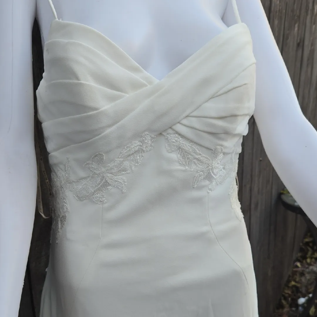 Maggie Sottero Cream Wedding Dress Size 10 - Image 3