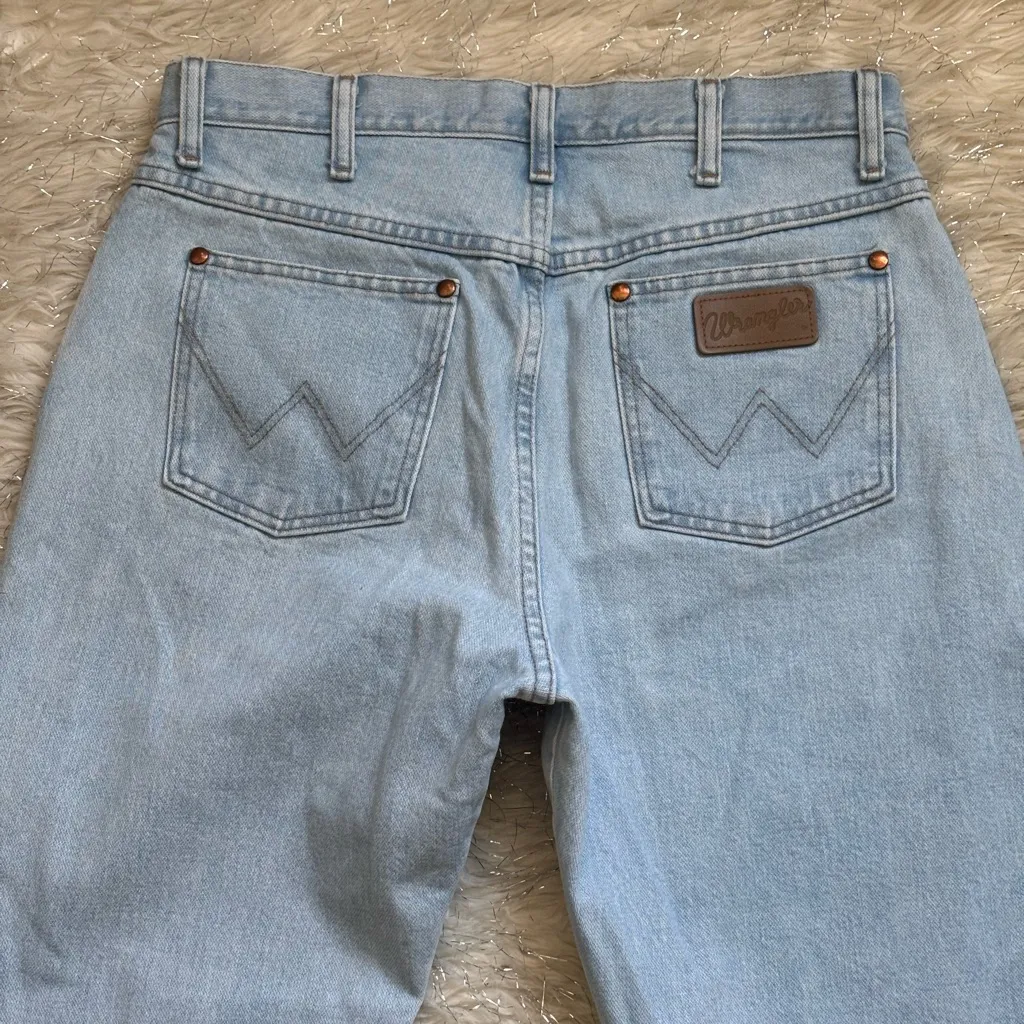 Wrangler sky Blue  Women’s Slim Fit Cowboy Jeans Size 13/36 - Image 13
