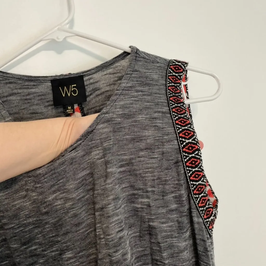 W5 ANTHROPOLOGIE ANTHRO Black White Boho Aztec Embroidered Trim Sleeveless Top M - Image 7