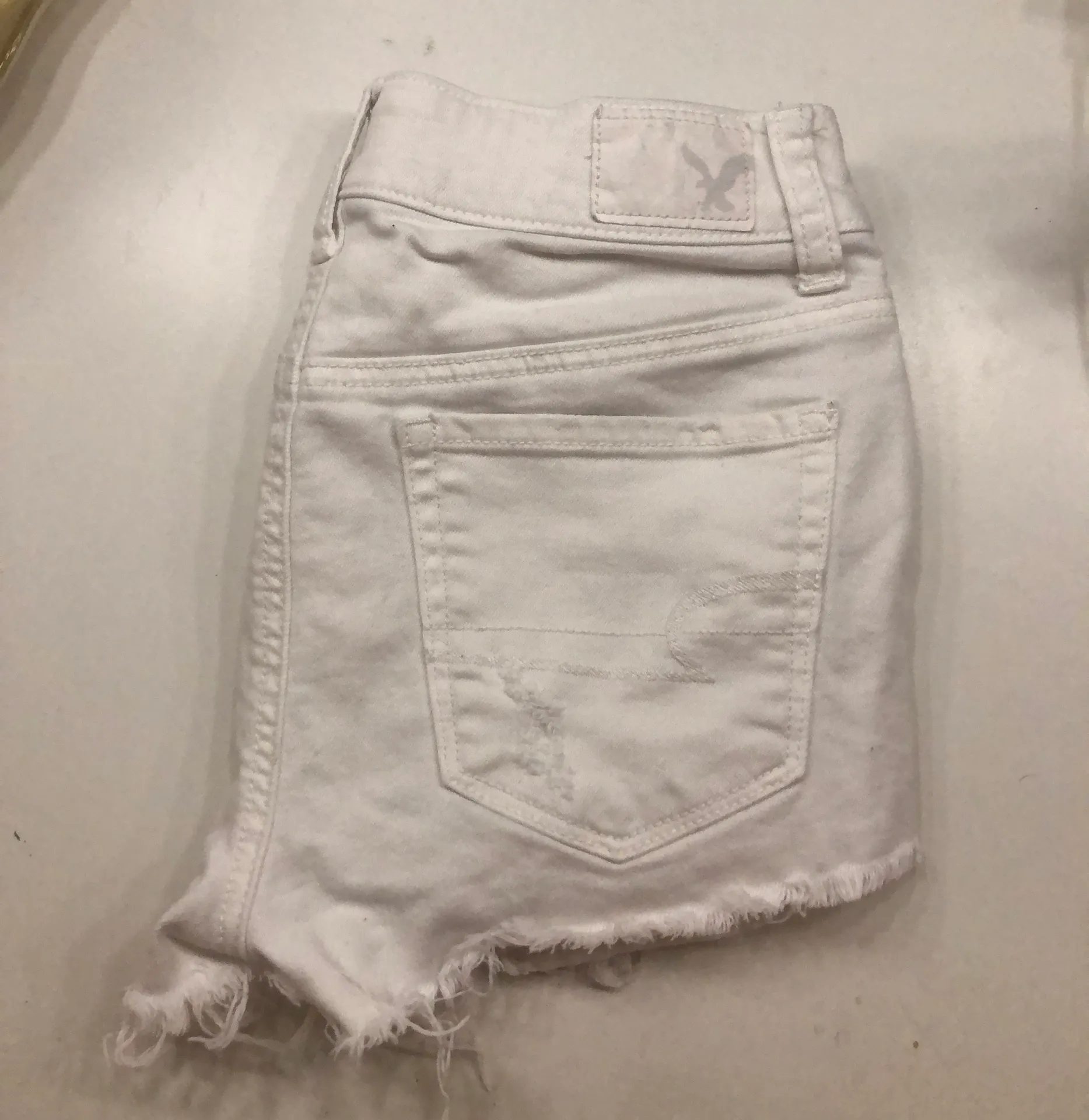 American Eagle White Denim Shorts - Image 2