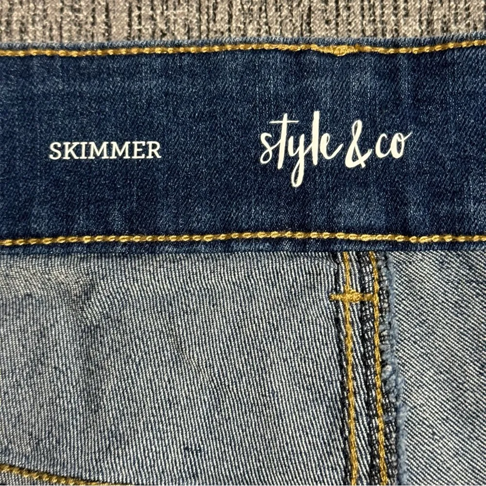 Style & Co Denim Skimmer Plus Size Shorts - Image 4