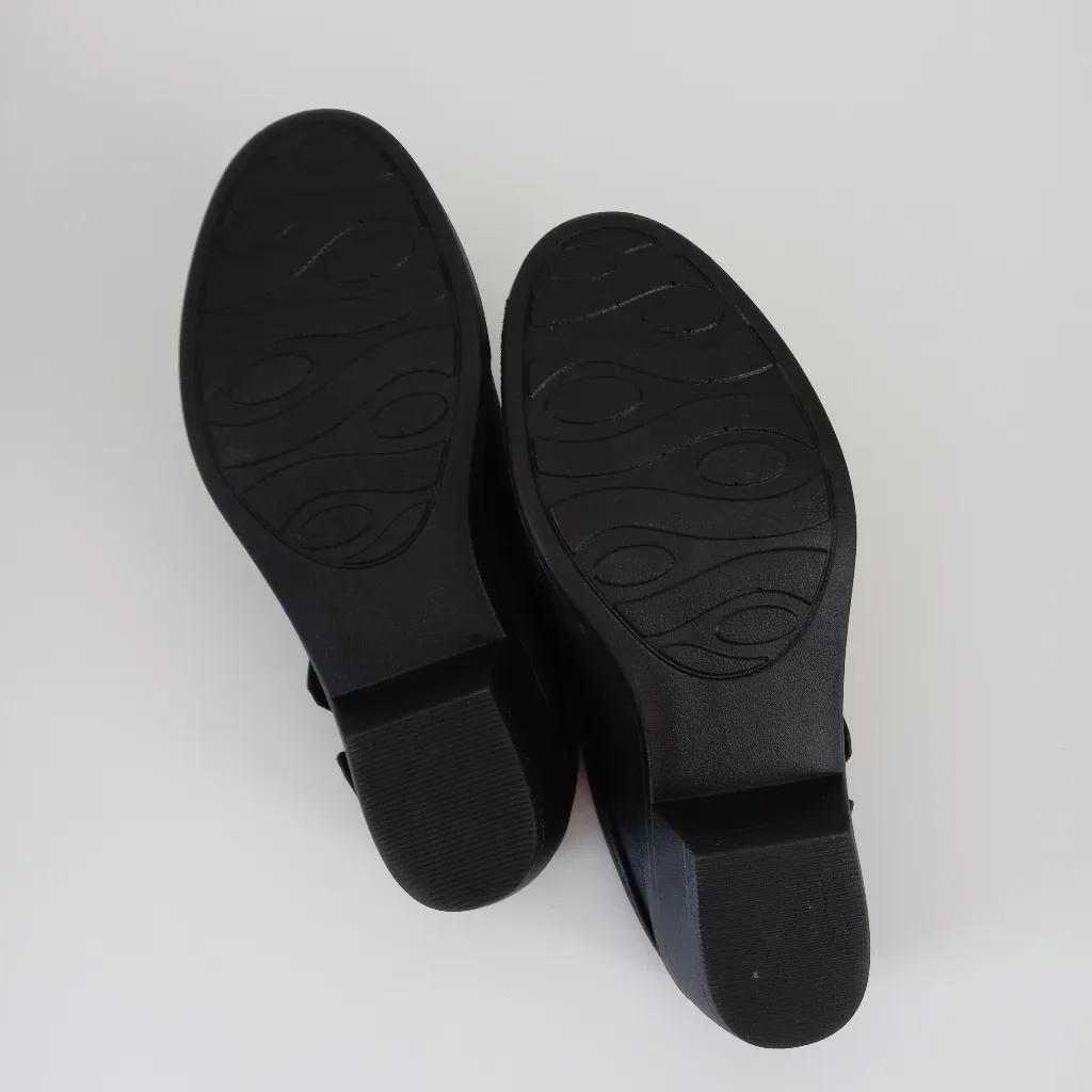 Easy Street Comfort Wave Skip on Mule Size 6M - Image 5