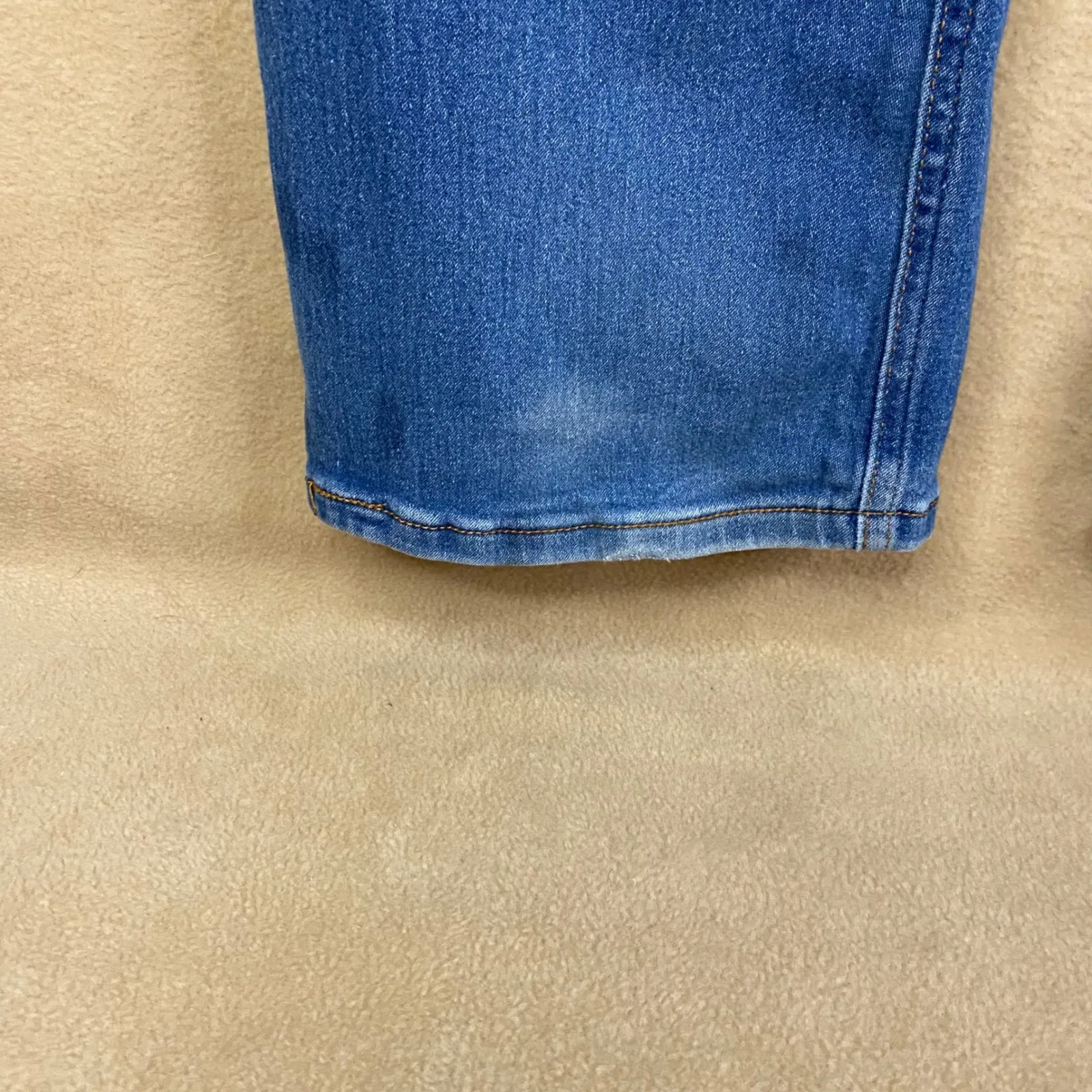 Women's Blue Denim Jeans Embellished Pockets Bootcut Medium Wash Sz XL +FLAW GUC - Image 7