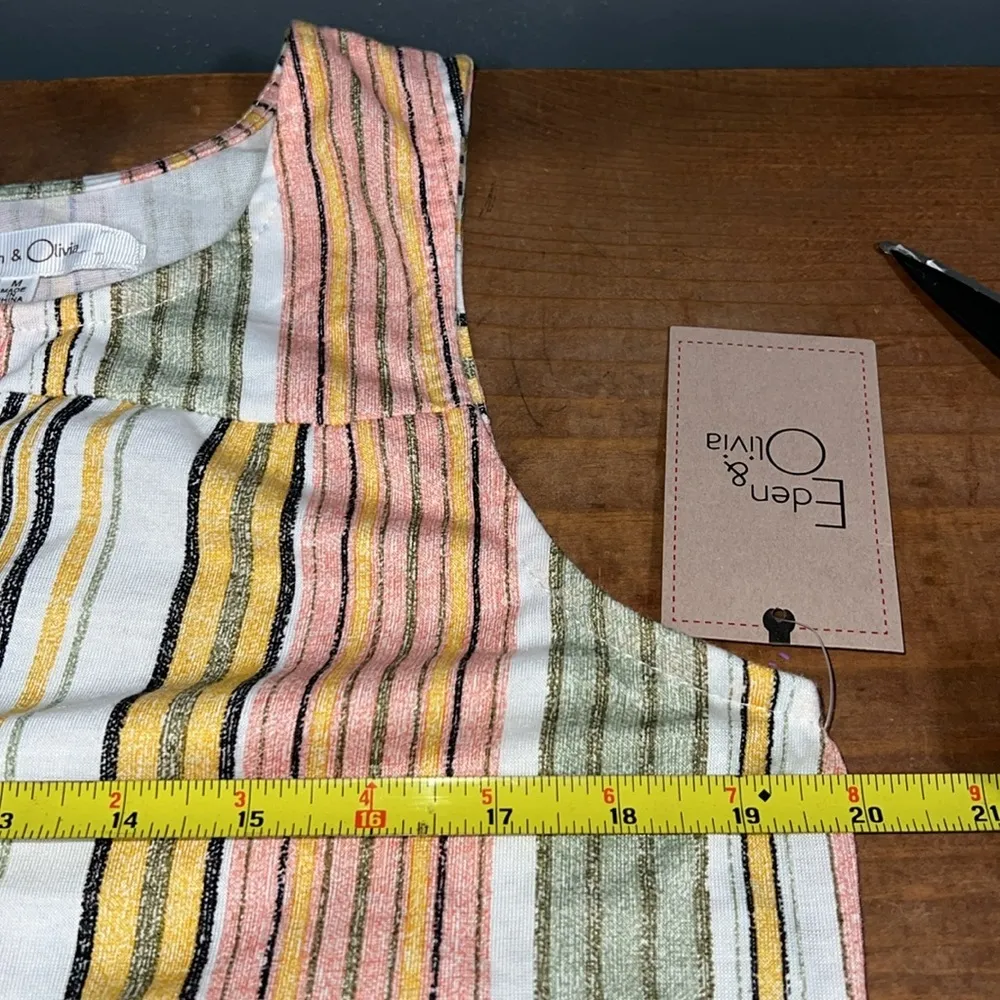Even & Olivia women’s size medium coral safe striped pullover v-neck tank summer - Image 4