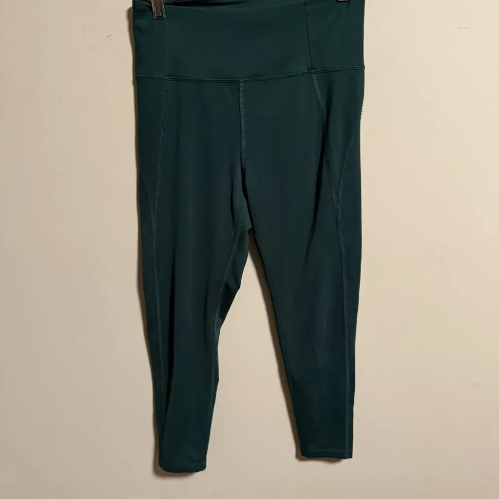 Girlfriend Collective Compressive High Rise 7/8 Legging Moss Green- Size Medium - Image 4