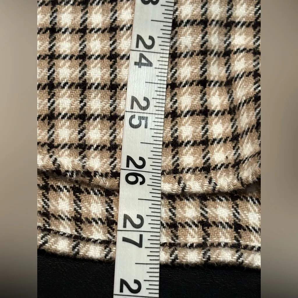 Hollister Oversized Plaid Button-Up Flannel Shacket w/ Front Pockets size M - Image 11