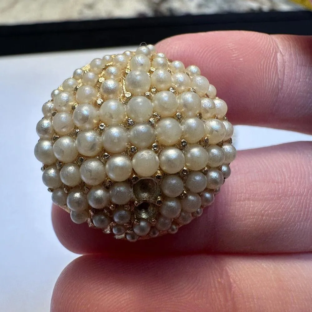 Vintage Crown Trifari Gold Tone Faux Pearl Clip On Earrings Missing Pearls - Image 7