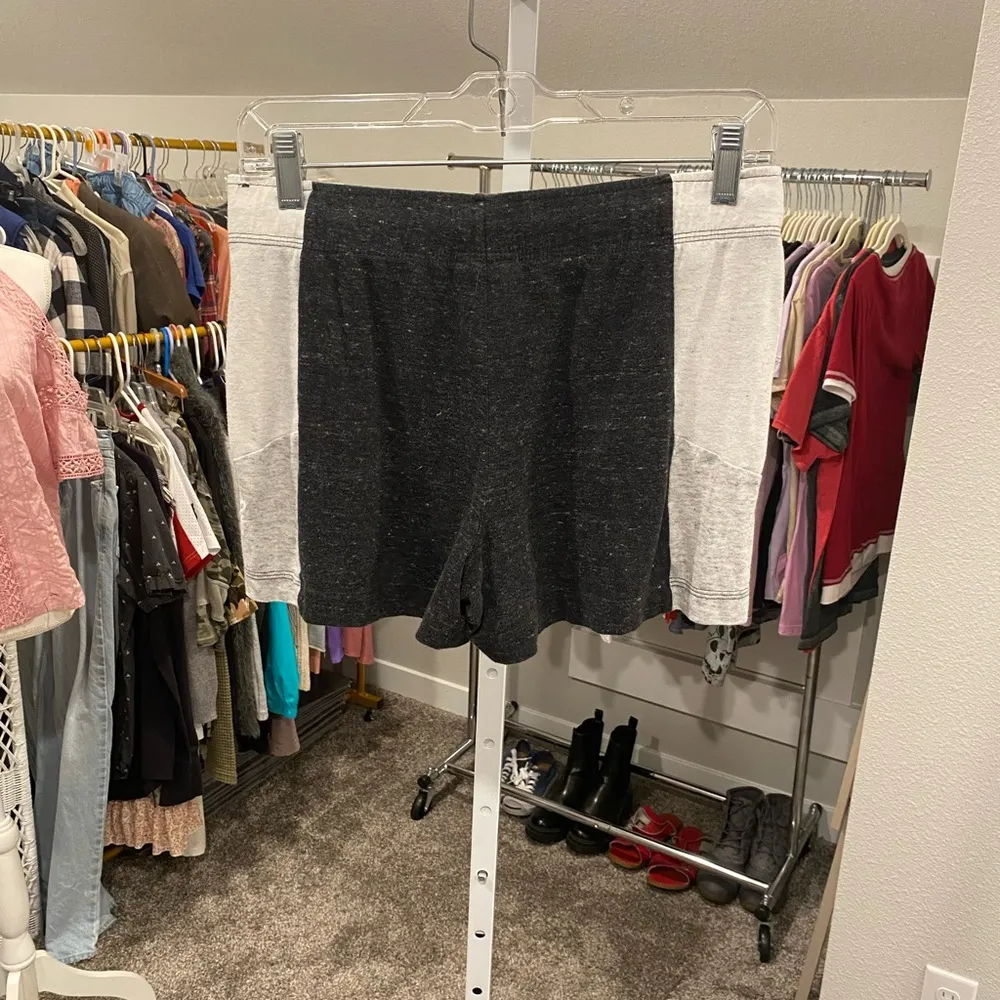 Nike Sportswear Varsity Shorts Pockets Active Three Tone Womens Preppy - Image 3