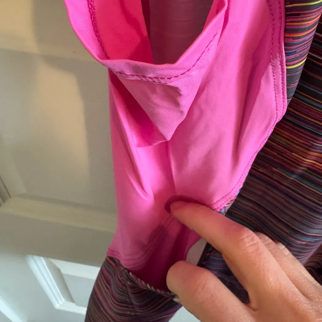 Sugoi Cycling Workout Multicolored Tank Top Pink - Image 9