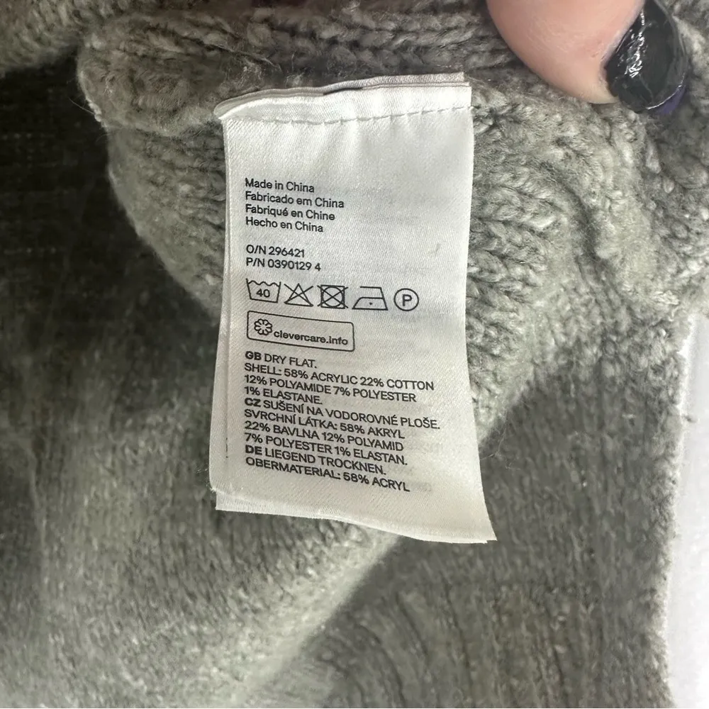 H&M Turtleneck Pullover Knit Sweater Women’s Small Grey - Image 4