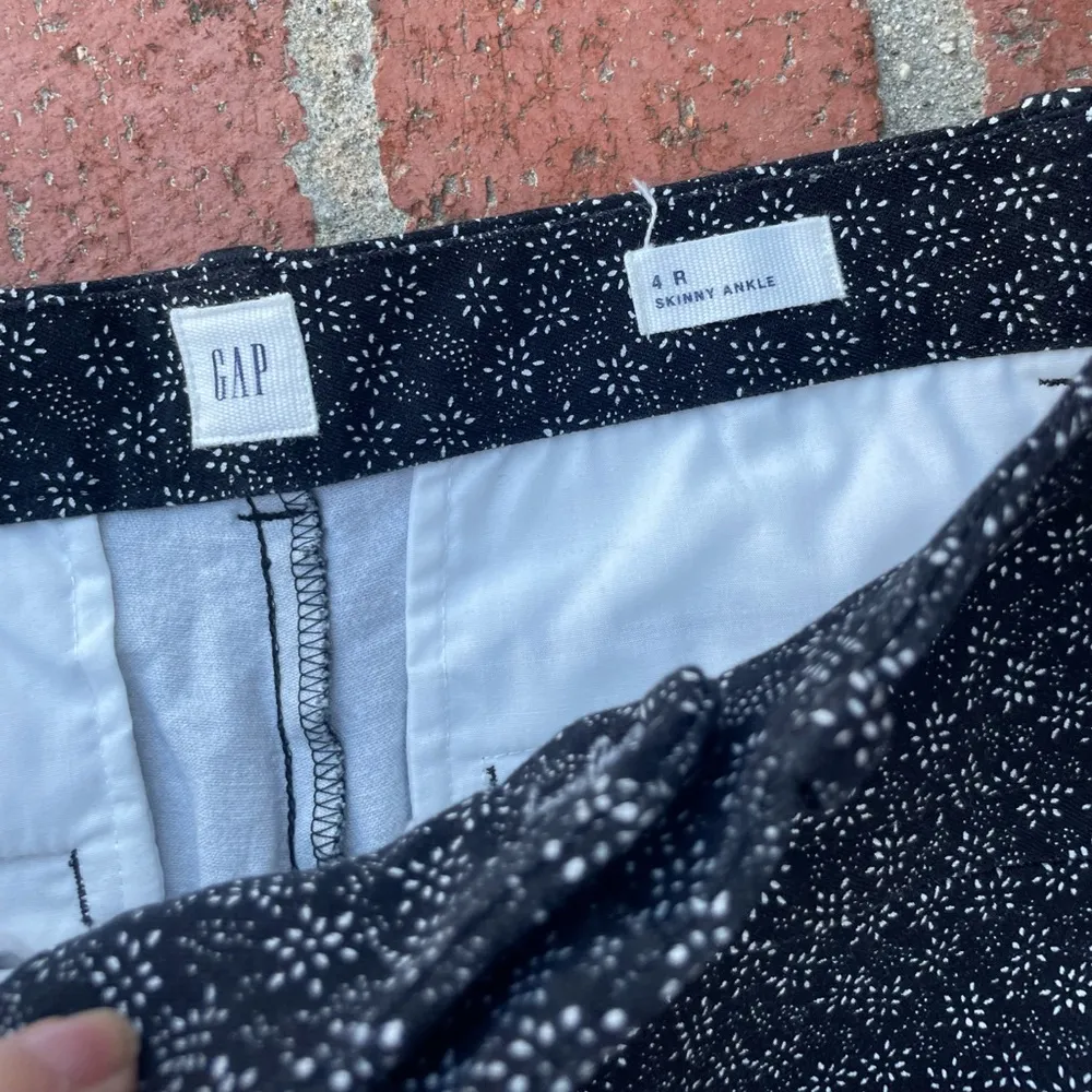 Gap skinny ankle slacks - Image 4