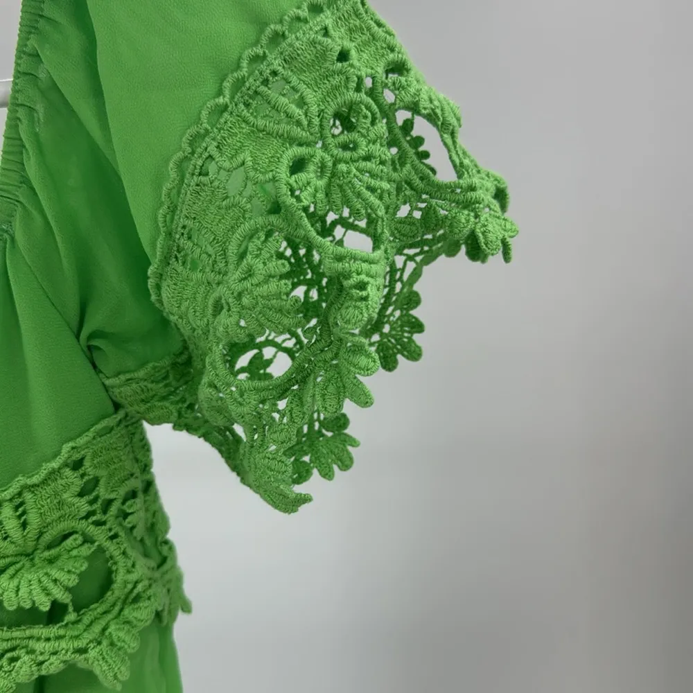 Umgee Green Mini off the shoulder lace trim detail dress M lined bright festival - Image 4