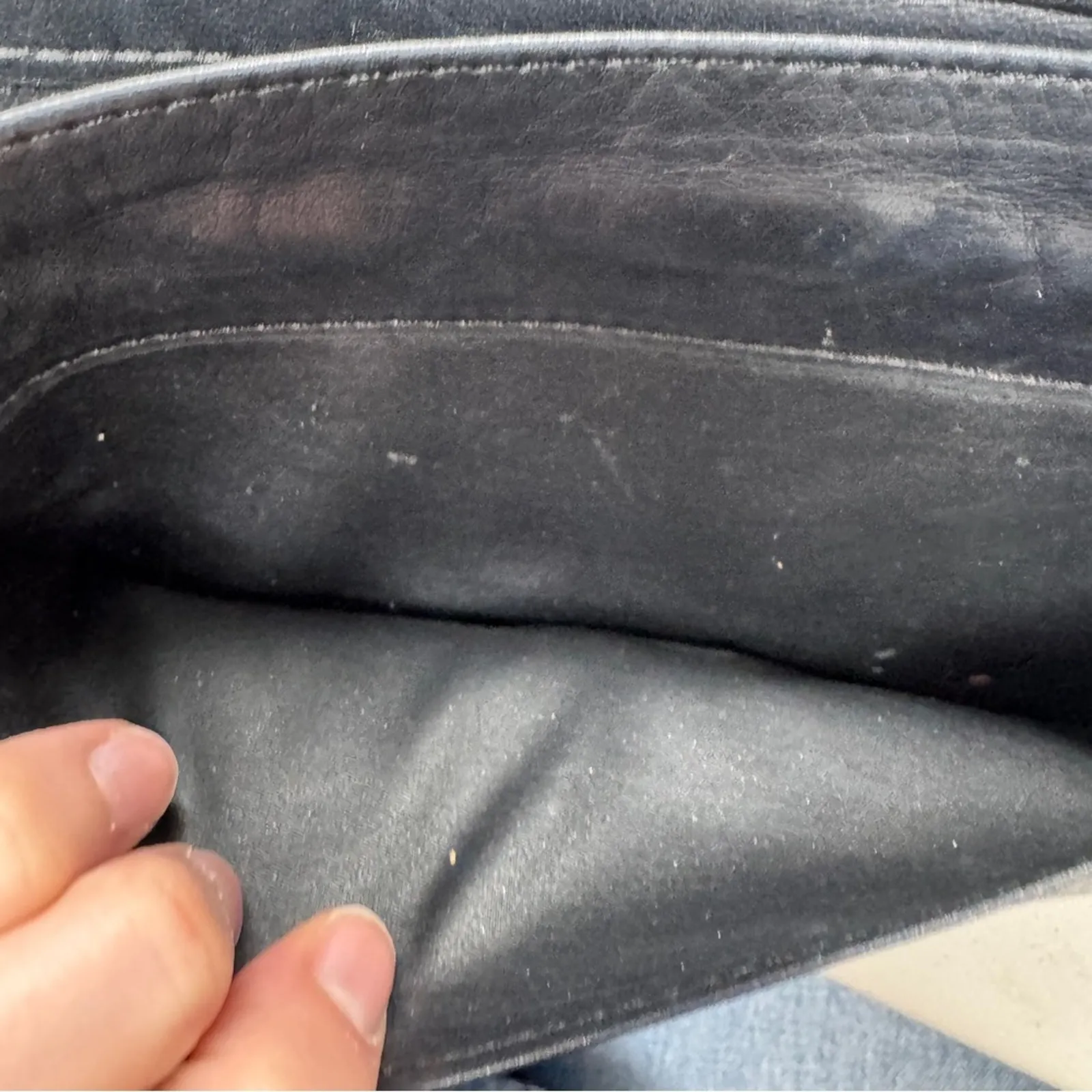 Perlina New York Black Leather Crossbody Bag Handbag Purse Womens Classic - Image 3