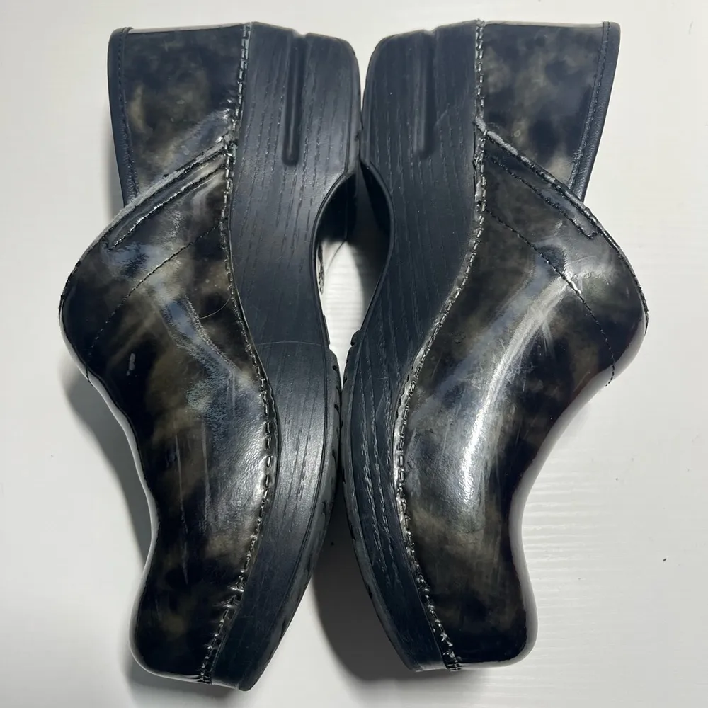 Dansko Black and Green Mules with Classic Design - Image 6