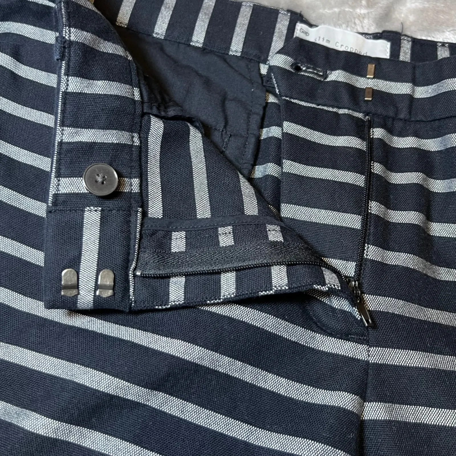 Gap Slim Cropped Striped Pants Womens 8 Black Grey Stretch Office Casual Party - Image 7