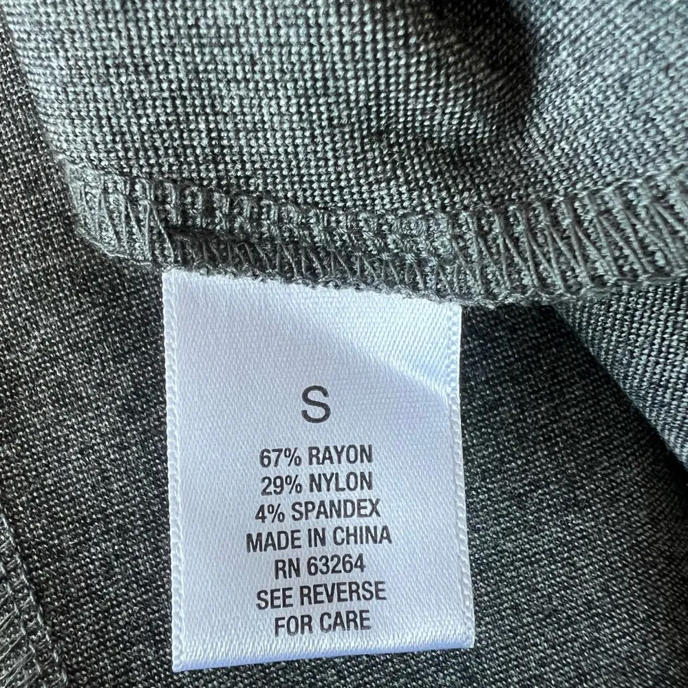 Roz & Ali Gray Midi A-Line Skirt - Image 4