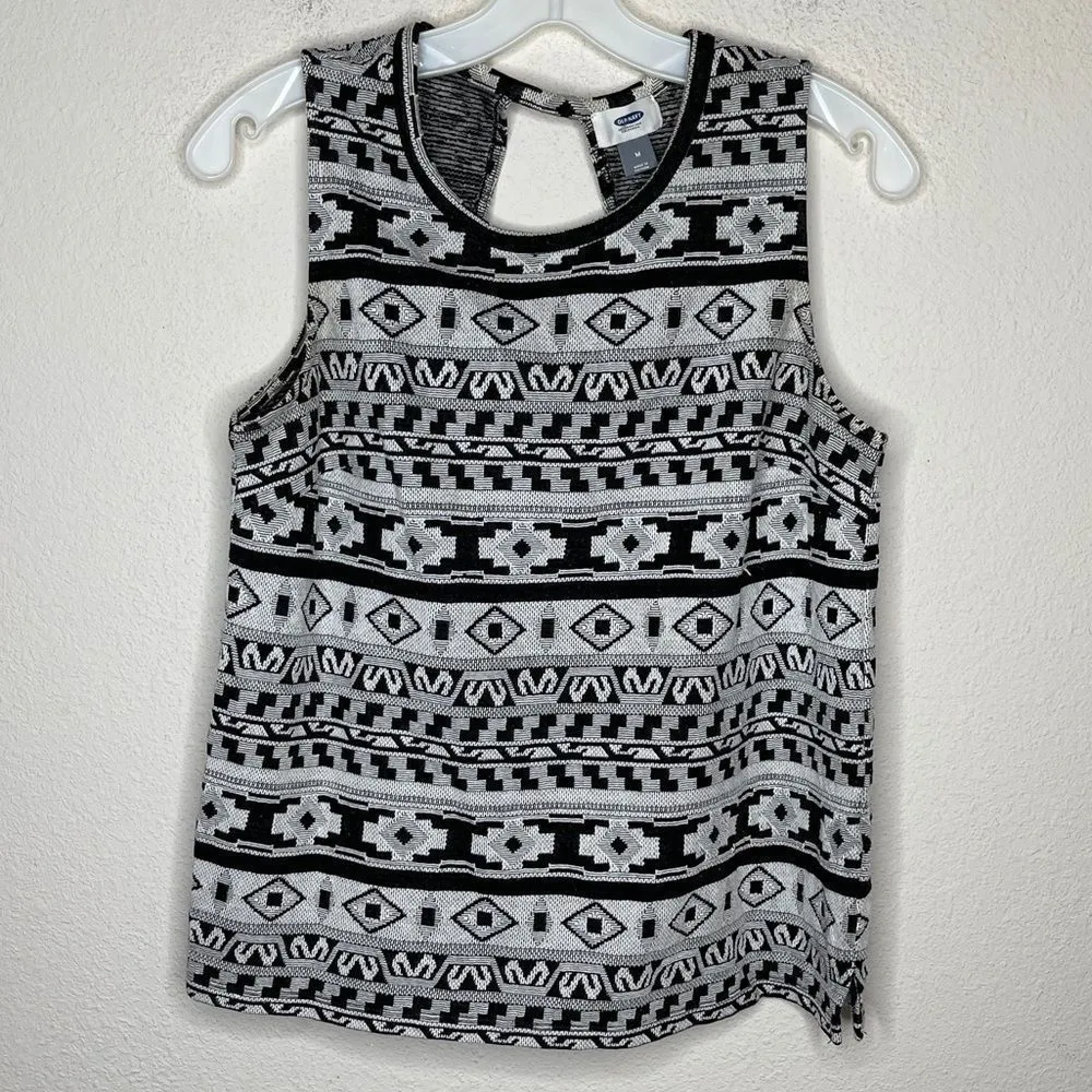 Old Navy Top - Image 5