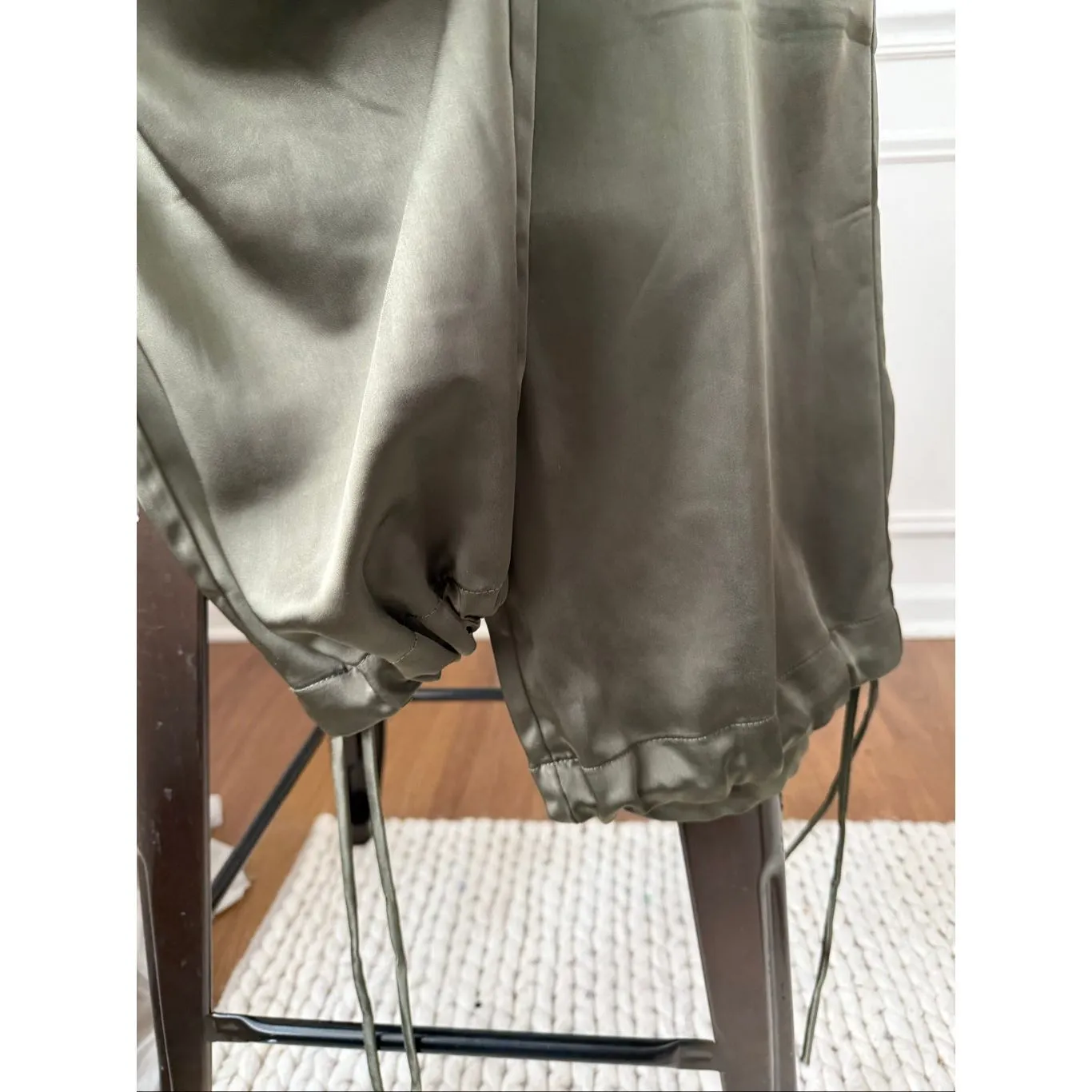 Anthropologie Sanctuary Satin Cargo Pants Wide Leg or Jogger Green 28 - Image 7