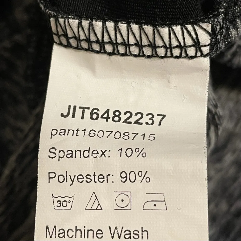 Shein Women’s Gray and Black Joggers - Image 9