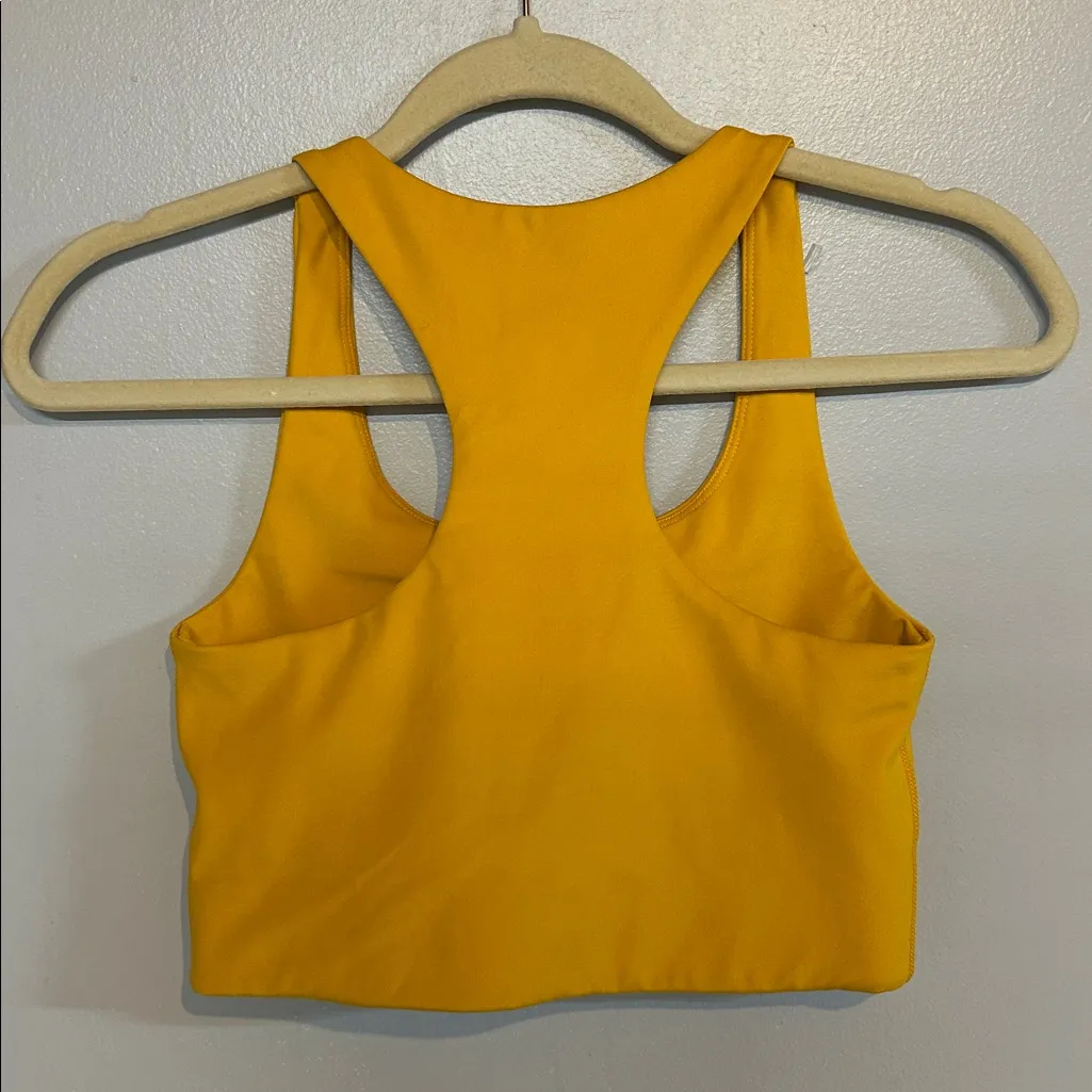 Girlfriend Collective Paloma Racerback Bra in mustard yellow size small - Image 4