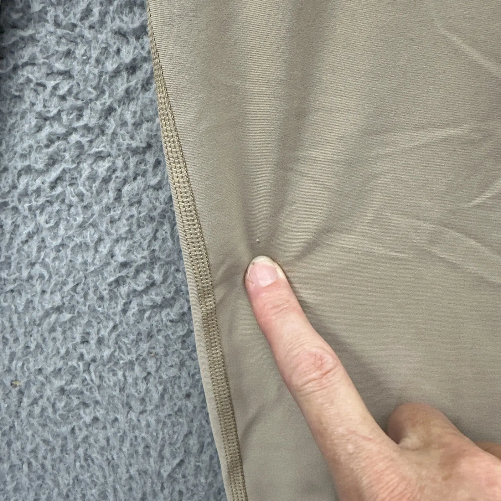 Old Navy High Rise Cargo Joggers Go Dry Athletic Athleisure Women's Large x 26.5 - Image 4