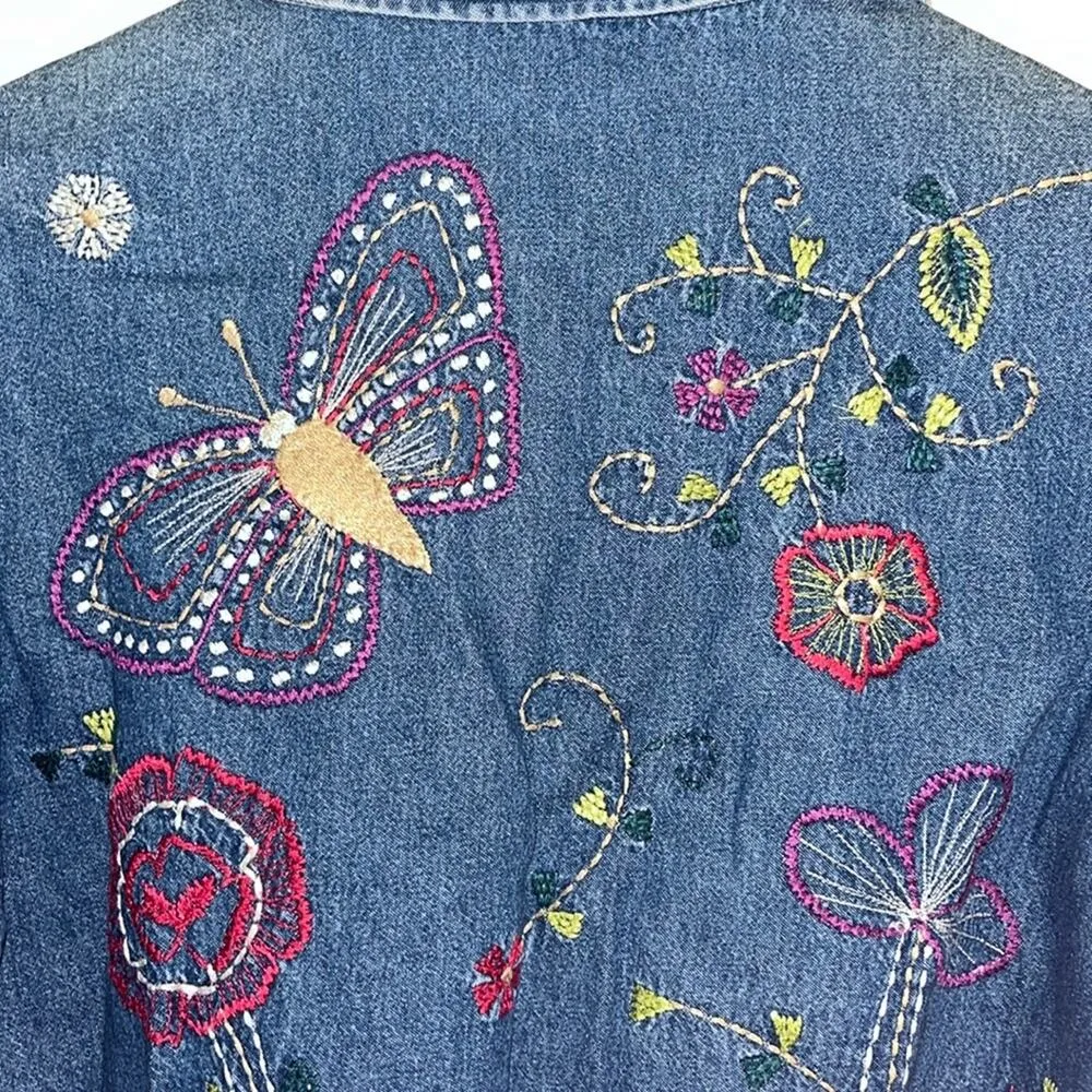 Vtg Womens Denim Jacket Shirt Petite Medium Floral Butterfly Embroidered Beaded - Image 8
