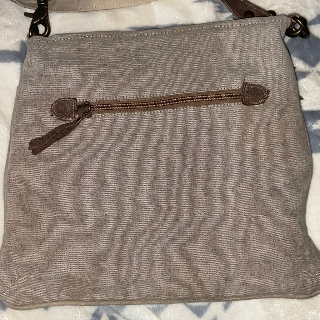 BIG MUTTS DENIM PURSE Crossbody Sling Convertible DOGS ON BENCH CUTE! Tan - Image 4