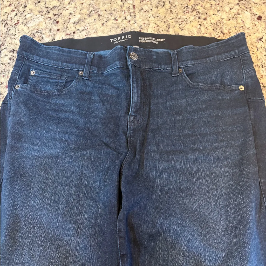 Torrid Dark Blue Bombshell Skinny Cropped Jeans - Image 2