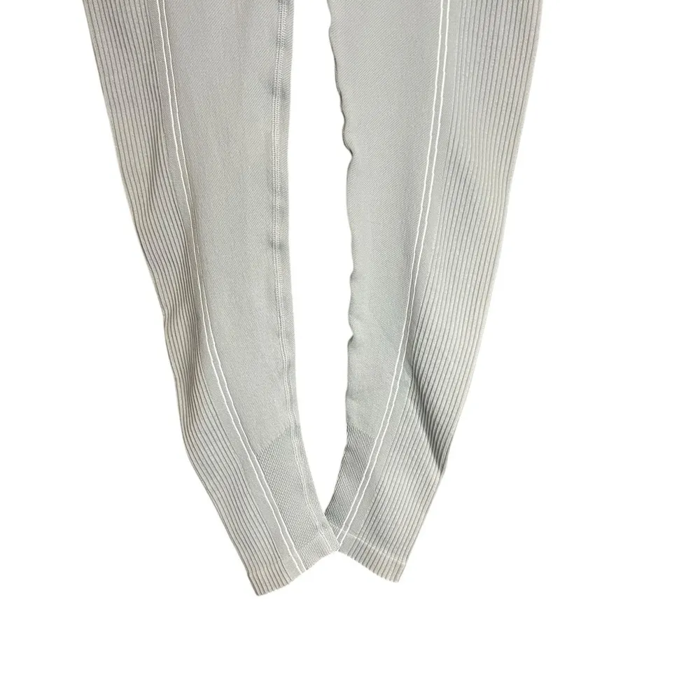 ABYL Reflex Seamless Gray Leggings Size Medium - Image 10