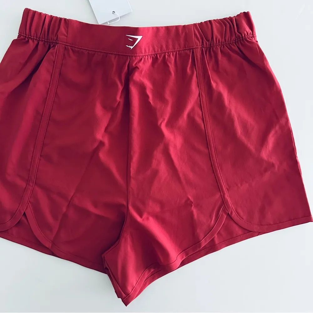 L/XL Scallop Hem Shaped Shorts & Adapt Fleck Seamless Halterneck Bra - Image 4