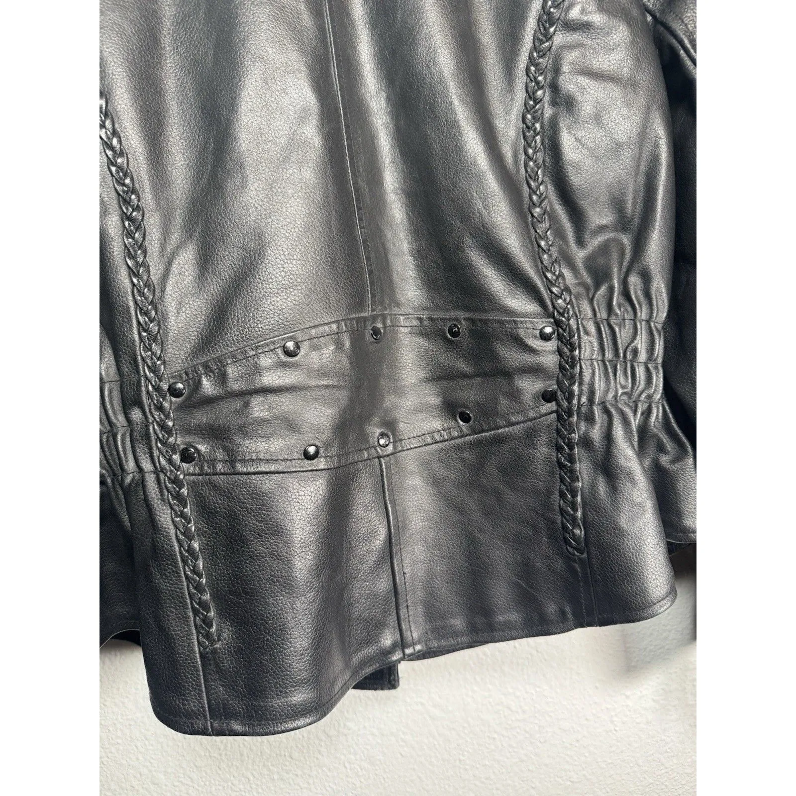 Milwaukee Black Leather Women's L Motorcycle Pocket Jacket With Zip Out Lining Size L - Image 12