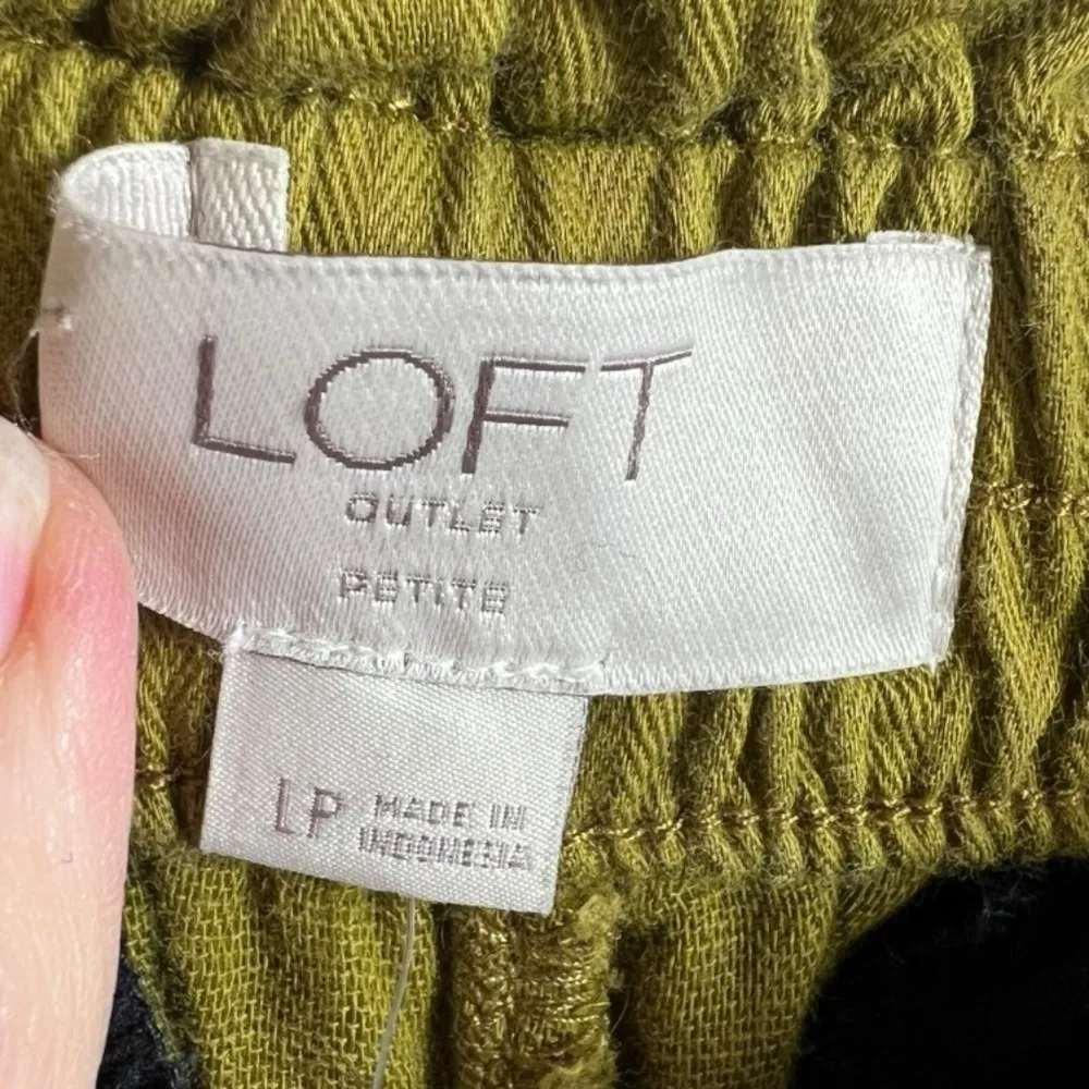 LOFT Pull‎ On High Rise Straight Leg Pants Size LP - Image 3