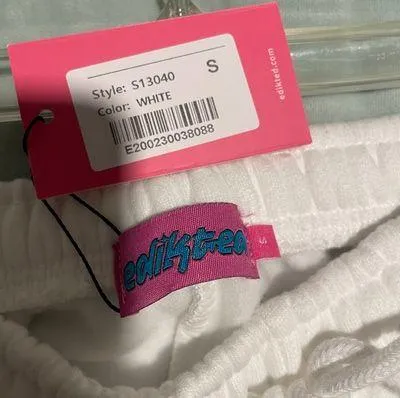 Edikted Kamari Low Rise Sweatpants - Image 4