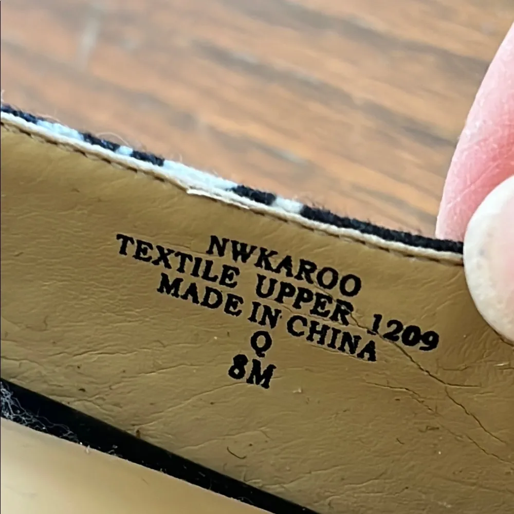 Nine West Black and Pink Patterned Slingback Heels Great Condition - Image 3