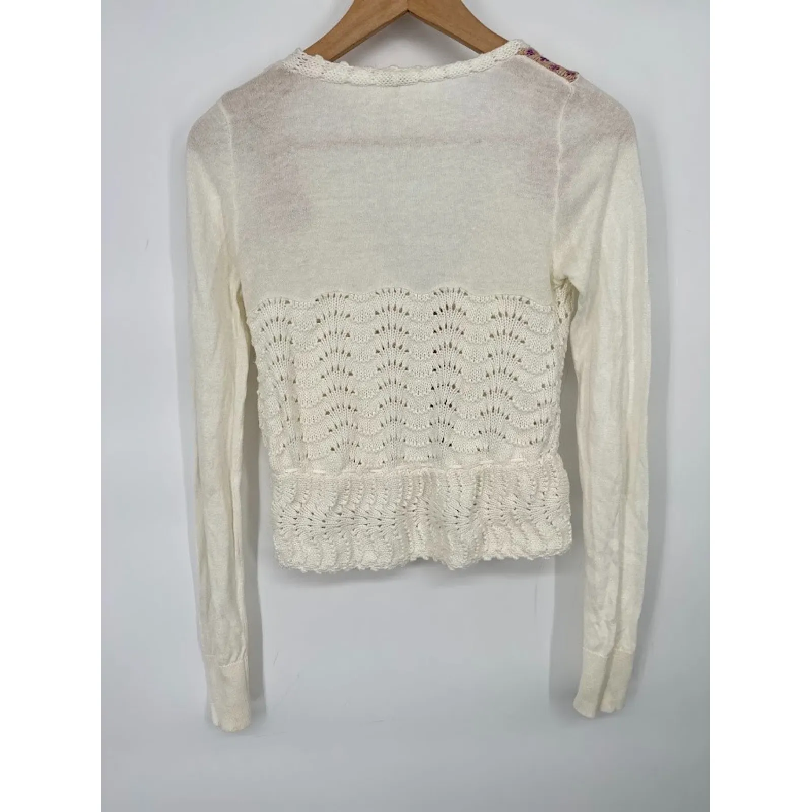 Free People Cream Crochet Knit Button Sweater Cardigan XS Boho Earthy Hippie - Image 4