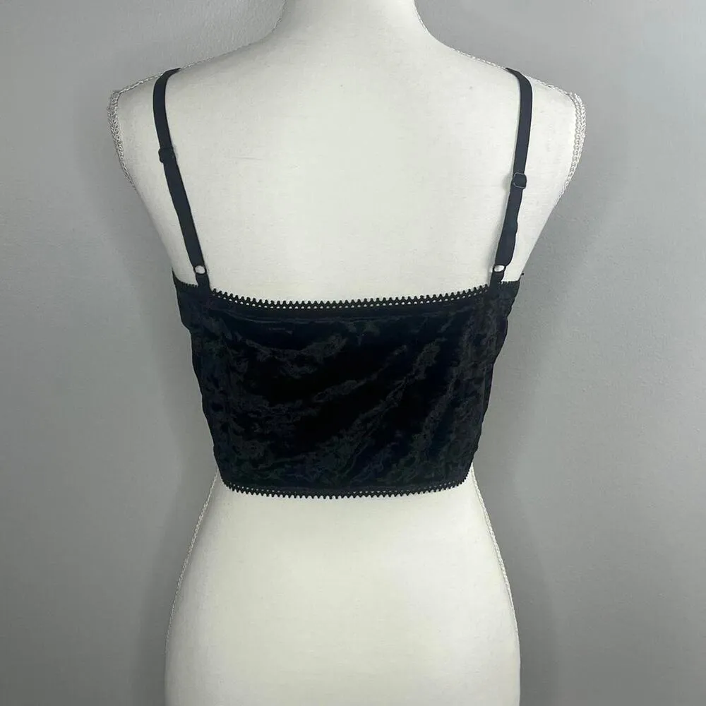 Unbranded Black Velvet Crop Top Size Large Goth Whimsygoth - Image 3