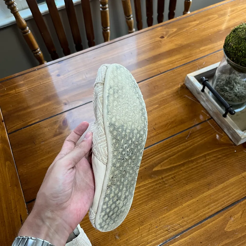 TOMS Cream Textured Slip-Ons - Image 5