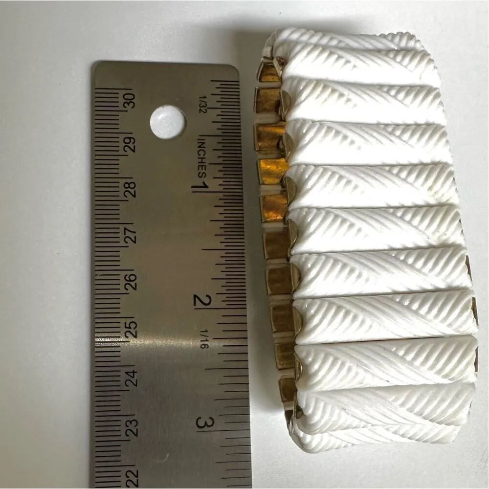 vintage white thermoset gold tone rope design expansion bracelet White - Image 3